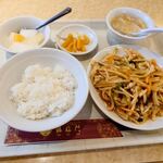 中華料理福臨門 - 豚肉細切りの香り辛子炒め800円