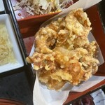 福わ家 - 唐揚げの大きいこと。
