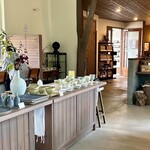 薬舗 坂の途中 - お店の雰囲気