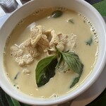 101 BAR AND RESTAURANT - グリーンカレー