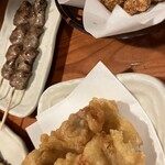 鳥貴族　湊川公園店 - ハート。とり天ー梅肉ソース添えー。ひざなんこつ唐揚げ。