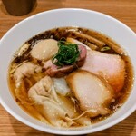 らぁめん鴇 - 特製醤油♪画像アプリが勝手にアップデート・・・色味が落ち着かない(⁠人⁠´⁠∀⁠´⁠)⁠