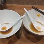 らぁめん鴇 - 旨かった♪ごちそうさま♪危うく飲み干すとこだった・・・ちょい残運動実践中♪