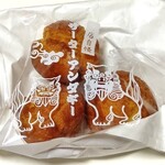 小麦の郷 - 料理写真:サーターアンダギー・3コ(257円)