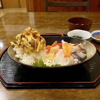 渥美の丼屋 まるみ_1