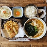 無添さぬきめん あじ豊 - 料理写真: