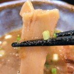 麺屋 山彦 - つけ麺(うめ塩)のつけ汁のメンマ