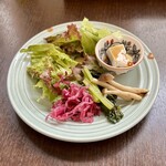 バルバルキッチンアメリ - いつも美味しいランチサラダ