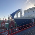 フェリーおおさかⅡ レストラン - じゃんじゃん車を飲み込んでおります。