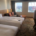 フェリーおおさかⅡ レストラン - なぜか爺さんとツイン