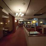 シルビア - 84席もある広々とした大箱