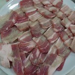 オモニ - サムギョプサルの豚肉