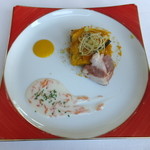 モナリザ - 鶏肉とかぼちゃ、さつまいものタルト仕立て ヨーグルトソース