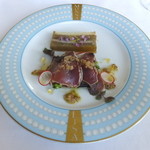 モナリザ - もどりガツオのたたき風 秋茄子と長いもの柚子の香るテリーヌ添え