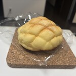 オギノパン 本社工場直売店 - メロンパン