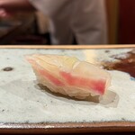 鮨 つぼみ - 真鯛 昆布締め 淡路より