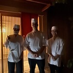 鮨 つぼみ - 川口大将はじめ、モモさんルイさん、ありがとうございました(^^)v
      画像がぼやけてしまいました(ﾟoﾟ;;
      ではまた来月もよろしくお願いします♪