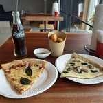 6PEACE PIZZA - 注文品揃いました♪