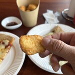 6PEACE PIZZA - 揚げたて熱々❗️