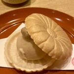 くずし 之助 - 栗モナカアイス