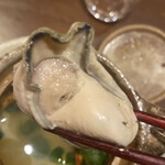 くずし 之助 - 土瓶の中の牡蠣