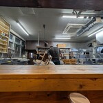 Ramen FeeL - 30分近くおして店内に呼ばれました。