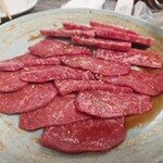 川崎名物 炭火焼肉 食道園 - 