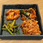 肉料理 玉屋 - キムチ盛り合わせ