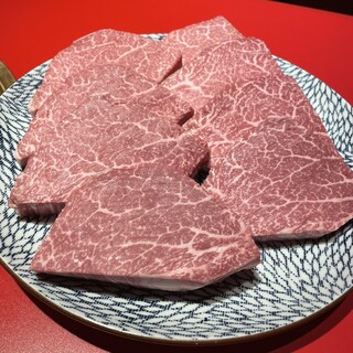 当店のお勧めや人気料理を組み込んだ充実のコース