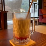 The 34Sassys - 赤じそヨーグルト風ドリンク（季節限定）