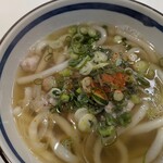 三勝 - かしわうどん500円Σ(ﾟДﾟ)