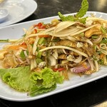 55 Pochana - スパイシーサラダ