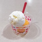 サーティワンアイスクリーム - 料理写真:ミルキーとオレンジソルベ