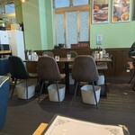 タイ料理とチーズケーキ チャップストックガーデン - 店内