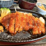 鍋・海鮮居酒屋 伊勢海老 たくと - トンテキ