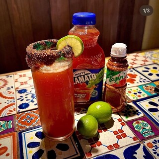 メキシコ感じるドリンク♪マエストロが選ぶテキーラは30種以上
