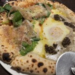 俺のイタリアン PIZZERIA 銀座コリドー街 - プリマベーラとトリュフビスマルク。