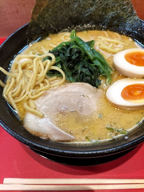 yokohamaiekeiramenumeya photo 5