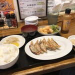 餃子 唐揚げ ギョッパ！ - 
