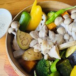 Cafe de Brique - 野菜と鶏肉のせいろ蒸しバーニャカウダ