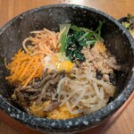 韓国屋台酒場 韓兵衛 - 石焼ビビンバ