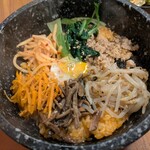 韓国屋台酒場 韓兵衛 - 石焼ビビンバ