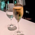 THE COSMOPOLITAN GRILL BAR TERRACE - 