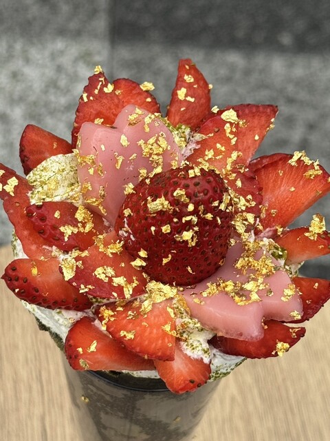 Takesumi Crepe & Acai Bowl Kyoto Arashiyama Seasons