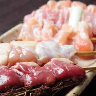 選び抜かれた新鮮な鶏肉を使用