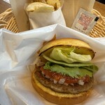 フレッシュネスバーガー - 料理写真:サルサバーガー