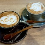 はしら - ・カプチーノ（セットドリンク）
                                「ハロウィンにしてみました〜」と運ばれてきた
                                可愛いアートもさることながら
                                市内で焙煎された豆をイタリア製のマシンで抽出した本格派
                                苦味がしっかり効いていて好みの味わい