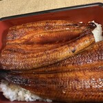 海の駅 - うなぎが美味い。