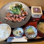 竈flamme 炭三郎 - ローストビーフサラダセット