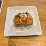 ARATZ - サーモンのブルスケッタ